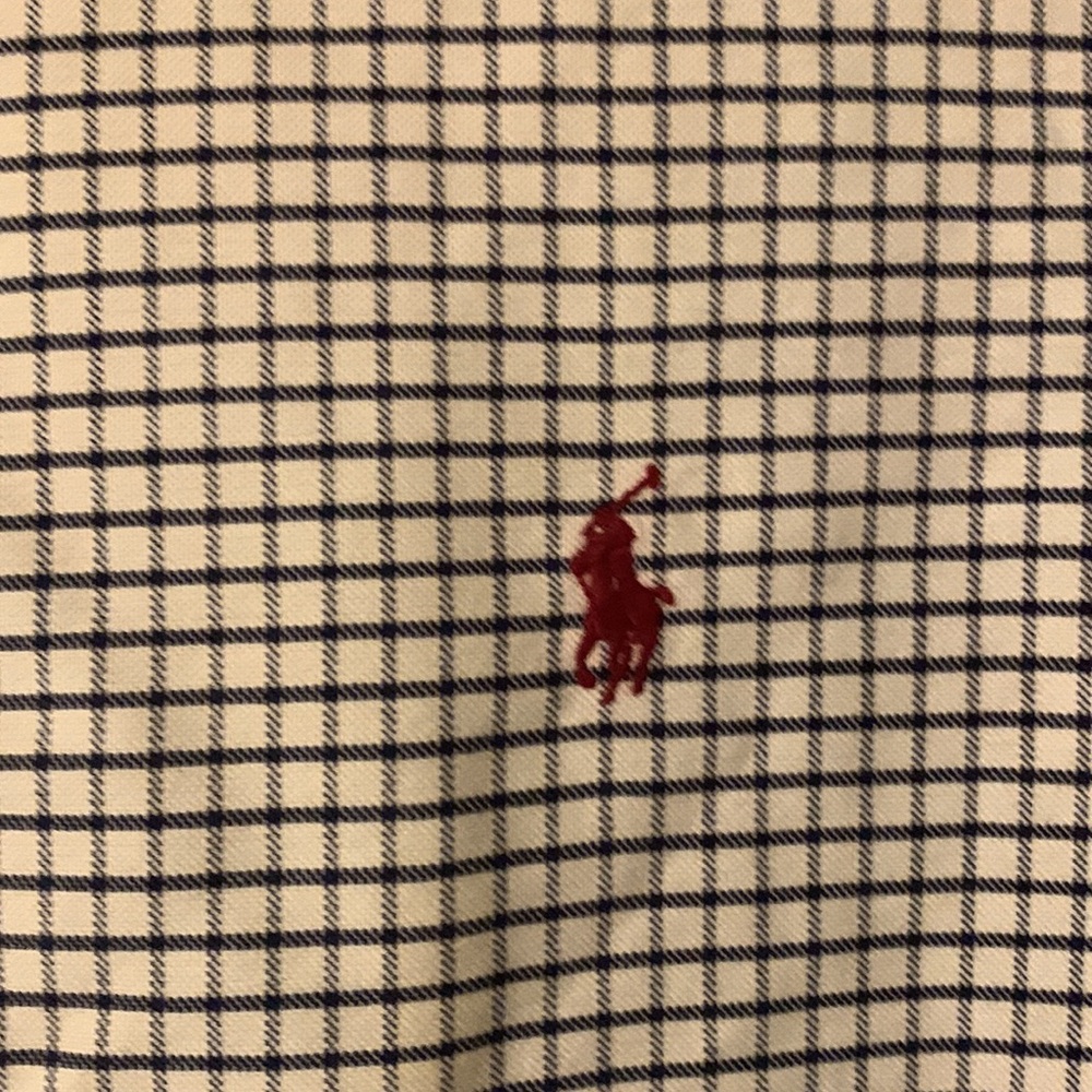 Button down shirt - Picture 2 of 4